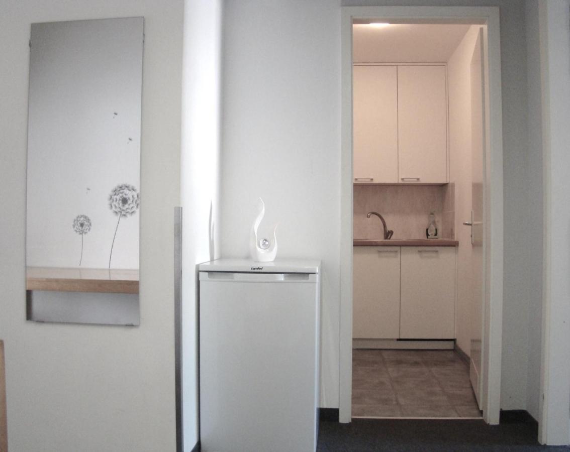 Bnb Potsdamer Platz - Rooms & Apartments Berlim Exterior foto