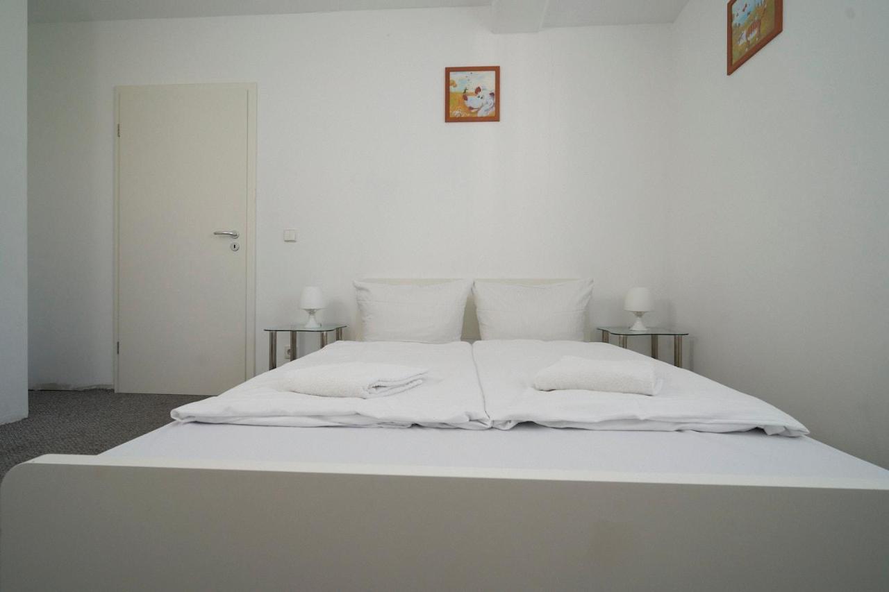 Bnb Potsdamer Platz - Rooms & Apartments Berlim Exterior foto